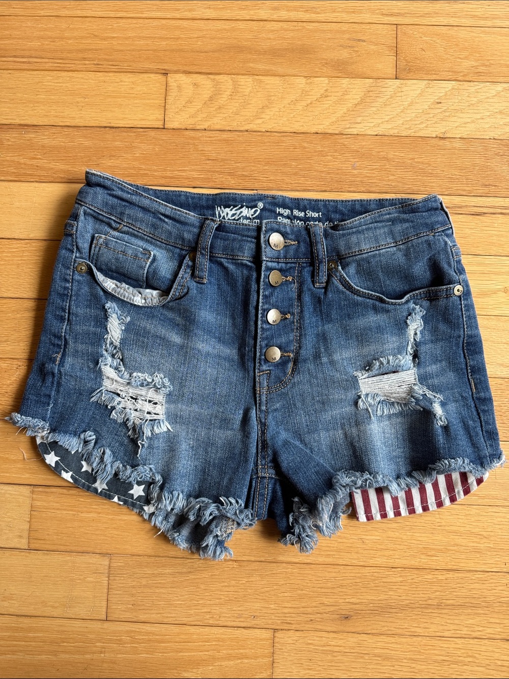 Mossimo denim high rise button front shorts with stars & stripes pockets - 4